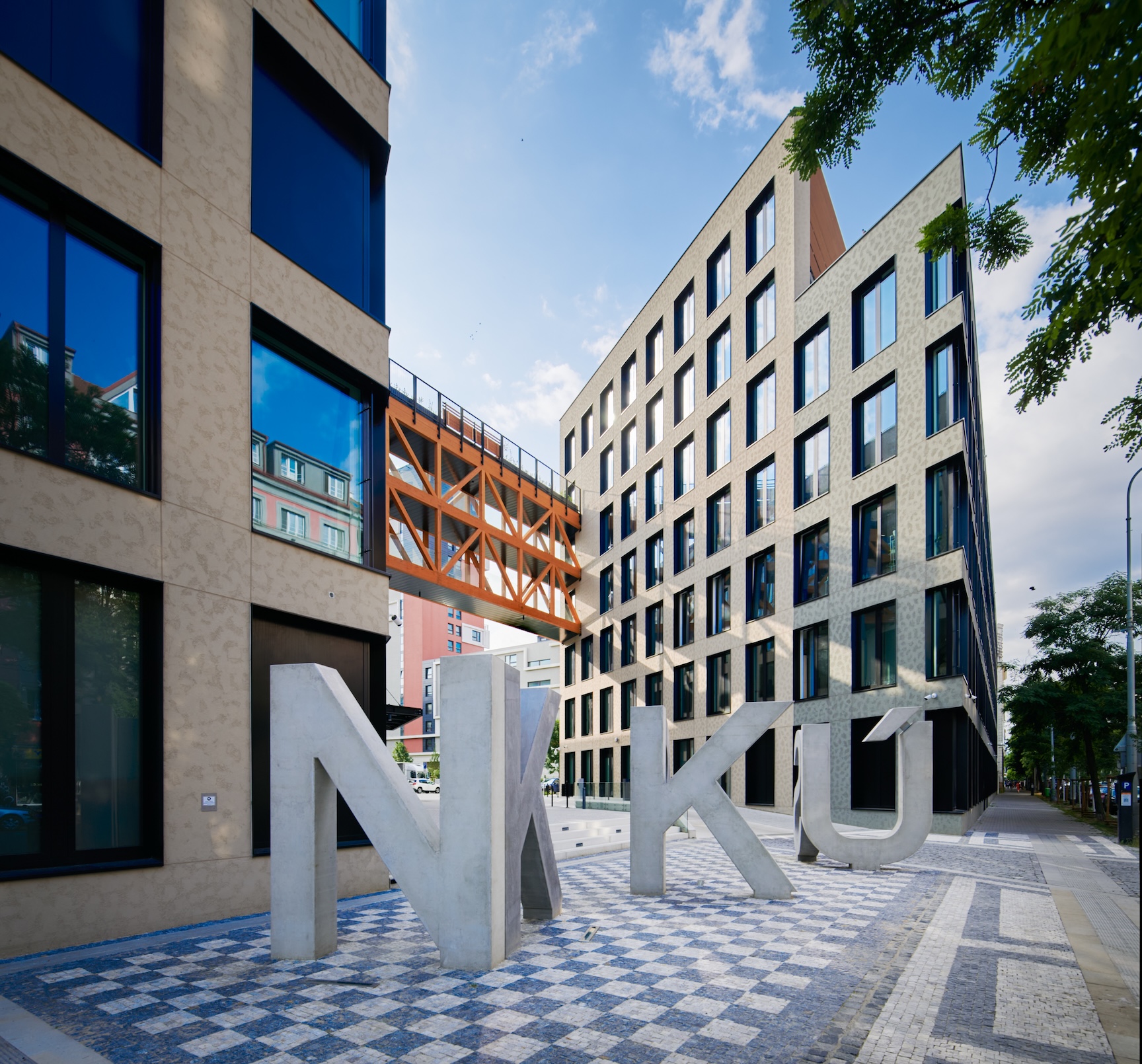 Sídlo NKÚ Praha — Masák & Partner